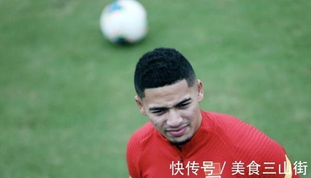 阿兰|国足四归化同时在场效果显著!阿兰、洛国富值得首发