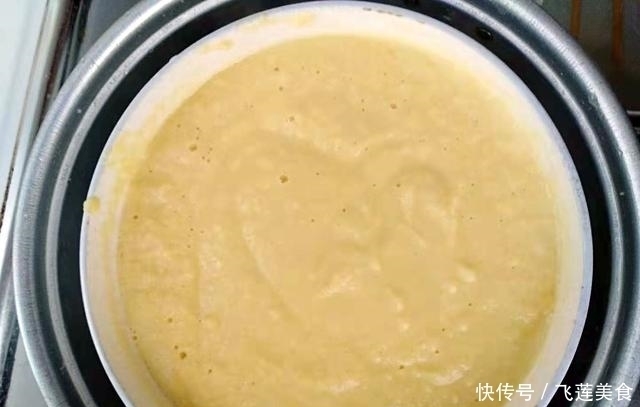 别再买豆腐脑了，一把豆子，三个鸡蛋，教你在家做豆腐脑，特好吃