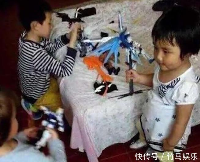 手办|漫展现等比例真人手办,却被熊孩子打碎,网友估计要倾家荡产了