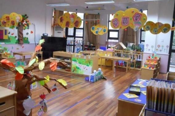 公立幼儿园的大班“人去楼空”，一位爸爸直言：我不让娃去学前班