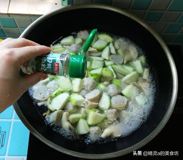 姬菇|不容错过的夏季第一瓜，搭配这两样煮汤，味美汤鲜，好喝不长肉