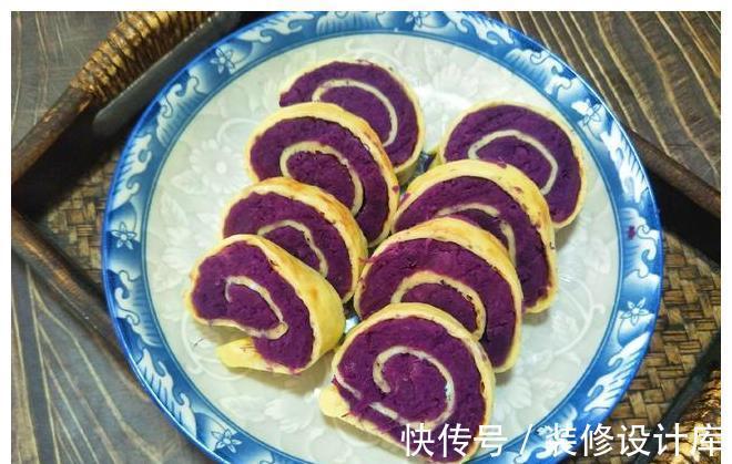 鸡蛋饼|入秋后,多用紫薯做早餐,软糯奶香,一口一个真香