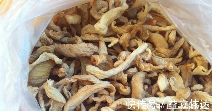 萝卜|天冷萝卜这么吃，切一切晒一晒拌一拌，香脆入味，比腌萝卜更好吃