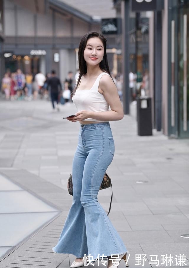 清凉感|忘记不了喇叭裤的好，时尚休闲又个性，帮你轻松打造出众的外表美