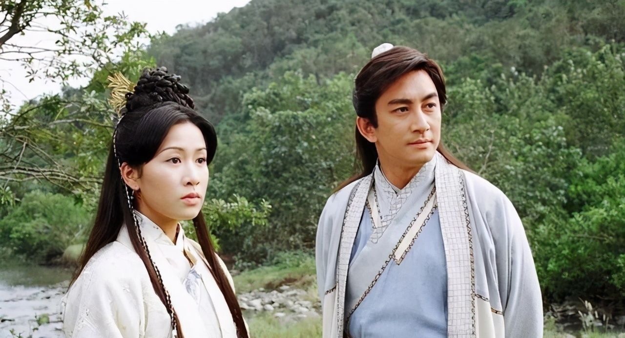 武功高手#倚天屠龙记中,23位武功高手分为三个档次,绝顶、一流、准一流