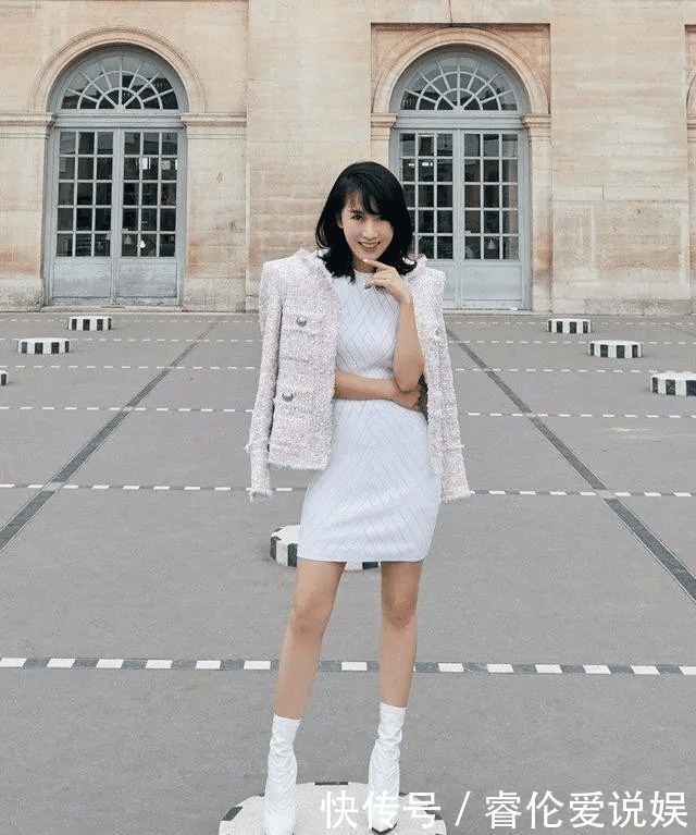 裙子|最近火了一种穿法叫:“小香风外套+裙子”,时髦高级还显瘦