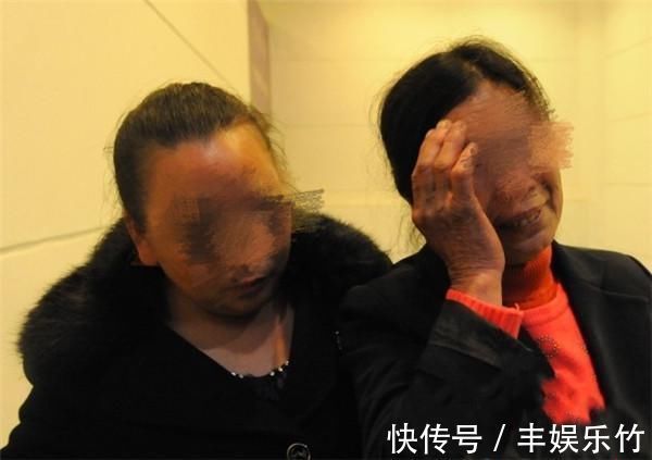 孩子|孕妇生下罕见“双头婴”,众人都来围观,专家的话却令人担忧