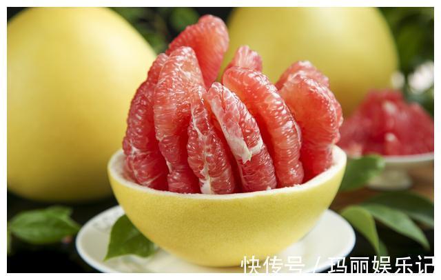 红心火龙果|积食可以吃火龙果?儿科医生:若想孩子脾胃好,建议常吃4种水果