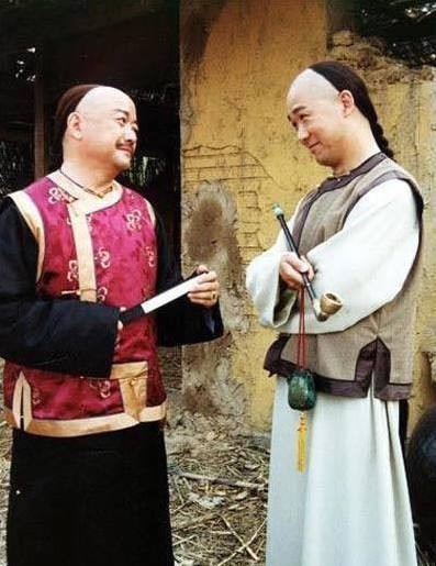 对此|和珅在赈灾粮食里掺沙子，为啥说是为民造福？连纪晓岚对此都敬佩不已