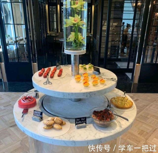 上海最高端的的自助餐厅