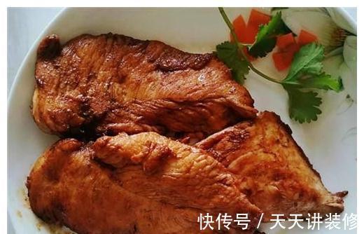 自从学会鸡胸肉这个做法,连烧烤买得少,焦香细嫩,好吃不胖