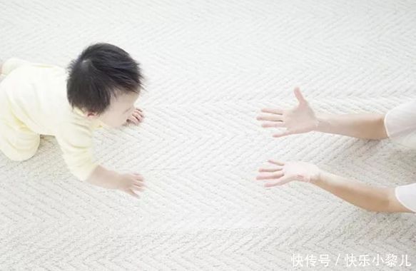越“爬”越聪明,爬行敏感期错过很可惜!5种姿势助力宝宝学爬行