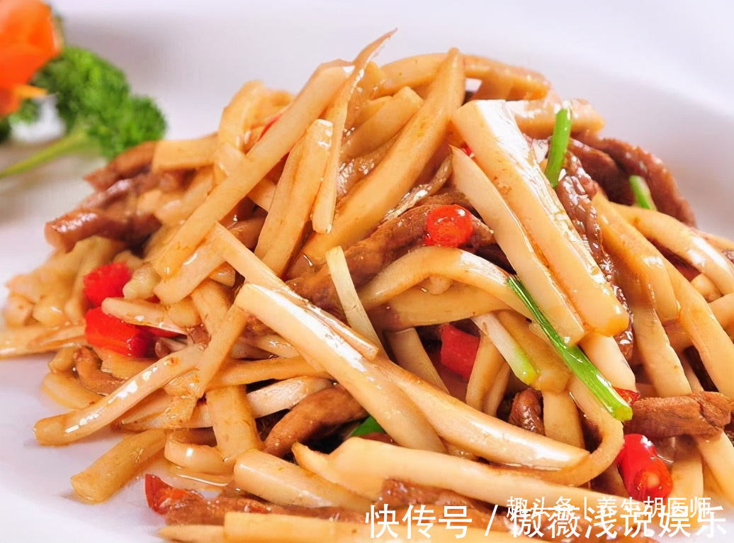 胡医师|人到中年,推荐多吃以下食物,补水护肤,清除燥热,好处多多