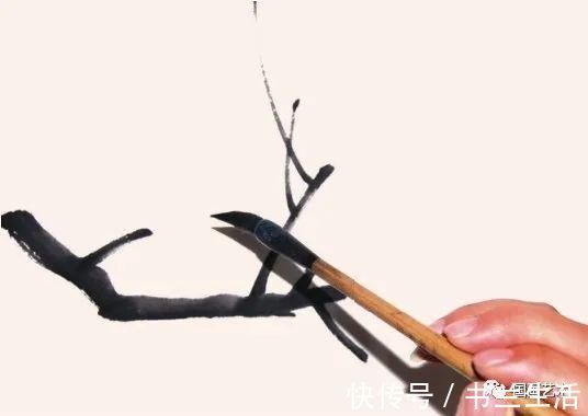 垂枝！图文教程：轻松学画写意木本花卉枝干