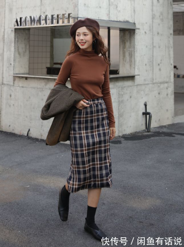 穿法|穿对“打底衫”很重要！今年流行这3种穿法，穿法简单却很显高级