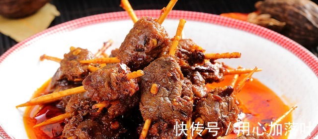 国庆节在家用牛肉做美食,一口一个的牙签牛肉,好吃到停不下来!