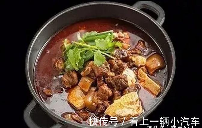 美食推荐：乌江豆花土牛肉、腰果鲜蔬墨鱼胶、虫草鸭四宝制作方法
