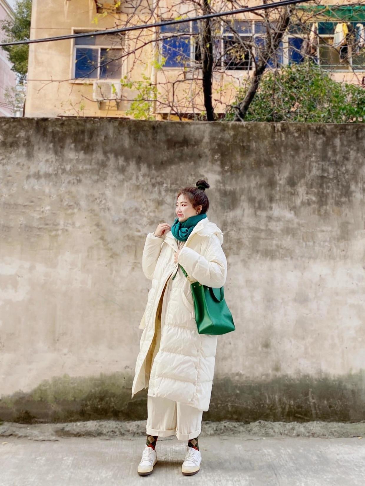 茧型 这是什么神仙搭配?超长款羽绒服让你暖暖过冬,无惧寒风