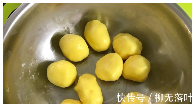 早餐|早餐新吃法，不用面粉，不用糯米粉，Q弹滑爽，出锅连吃2个！