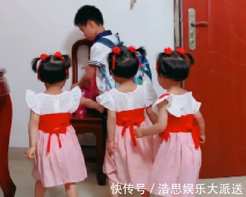 暖心|儿子想要妹妹,妈妈一次怀了3个,放学回家后的情景,暖心了!