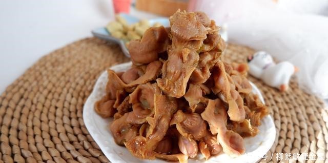 卫生|鸡胗这样做干净卫生又美味,一次一盘都吃不够