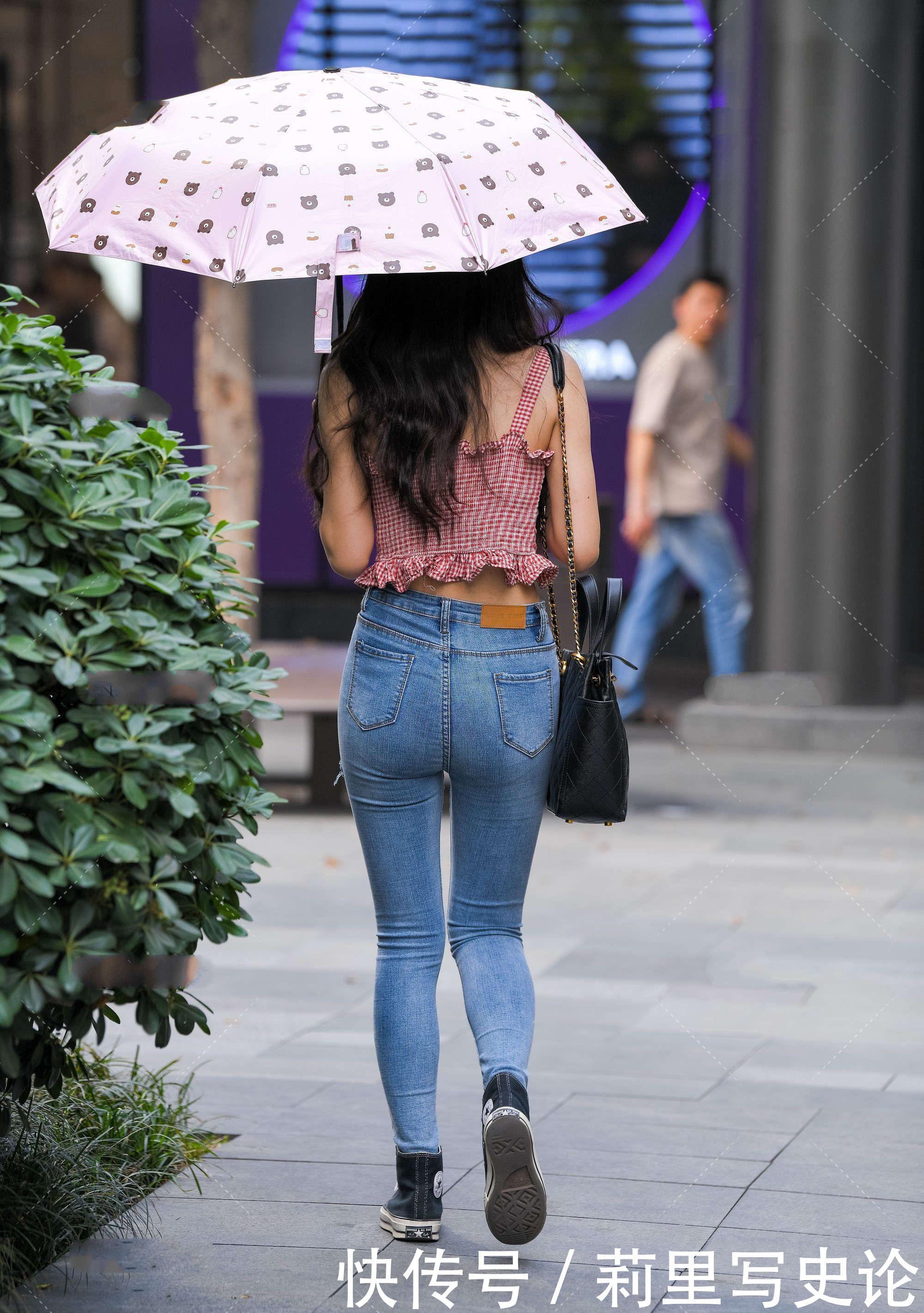 上衣|BM风加上荷叶花边,清新十足,来看看青春靓丽风如何搭配吧