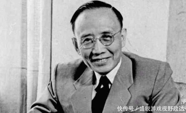  先进思想|郭沫若用四字骂鲁迅，鲁迅用五字回骂，世人笑称：这就是郭沫若了