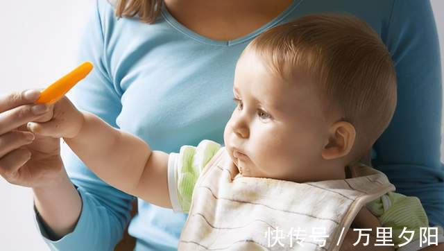 断奶|宝宝有几种表现,可能暗示母乳营养已不足,建议断掉