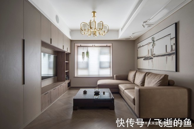 步入式|于沙发小坐片刻,焚一炉沉香,何等惬意。