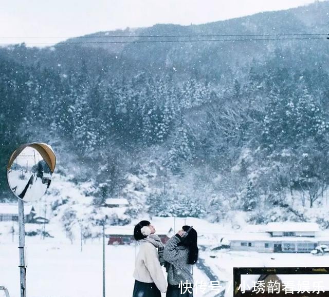 日本人的冬天，怎么能够少了泡温泉？
