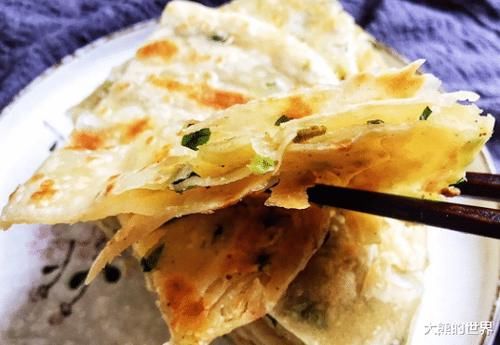  外酥|烙饼做好不柔软，而最合适的水温是70度的热水，教你正确做法，外酥里软