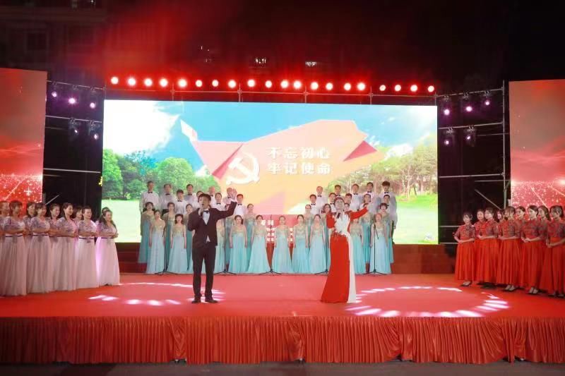 文化艺术|唱响一首首经典红歌，激发勇于争先奋斗初心！浦东惠南文化艺术节开幕