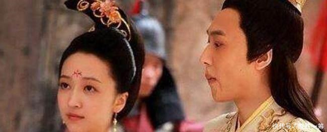 皇帝|这位女子嫌弃皇帝是独眼龙,画半面妆讽刺皇帝,最终结局如何!