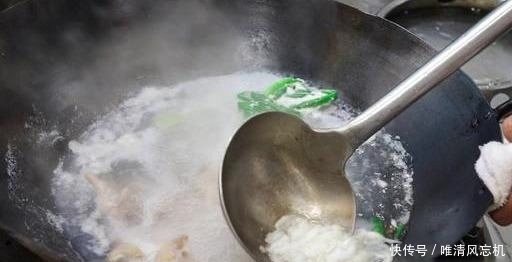 凤爪|大厨分享凤爪新做法,香辣筋道,下酒必备,端上桌大家抢着吃