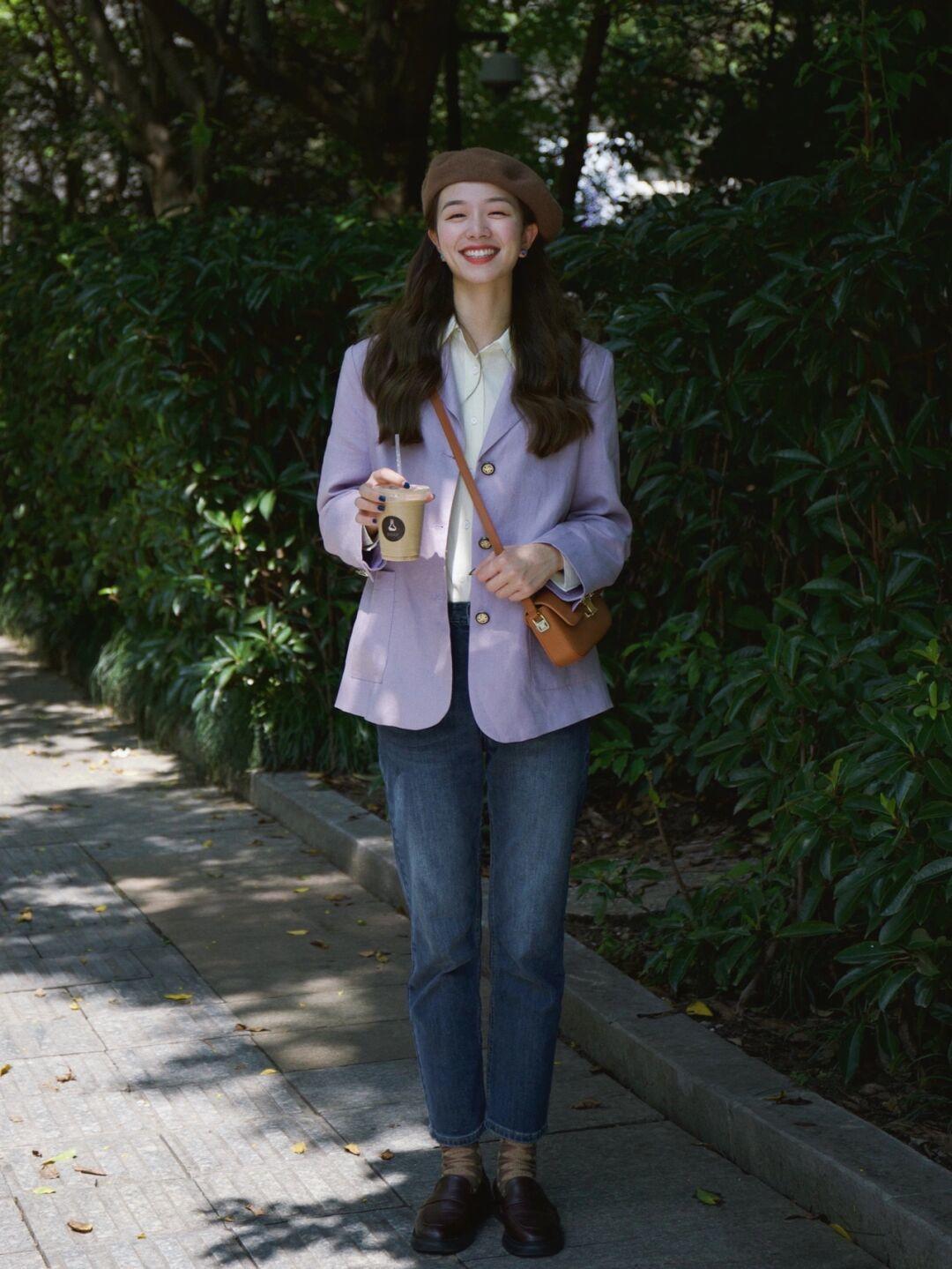 时尚感|秋季怎么穿出时尚感?西装搭配直筒裤干练利落,保暖又舒适