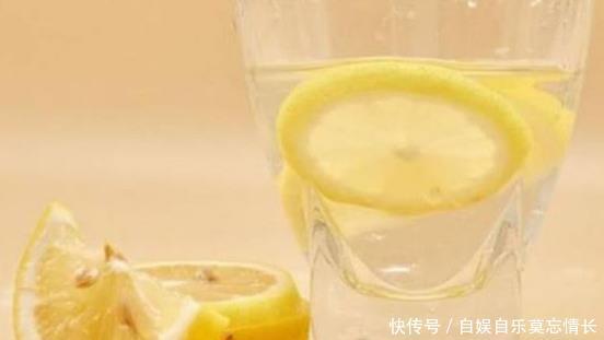 不想满脸色斑的女性,3物经常吃,养颜排毒效果好,皮肤更细嫩