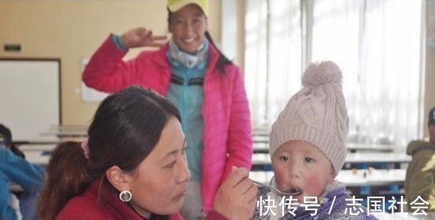 脾胃|3岁前,宝妈带娃牢记“不吃两饭,不喝三汤”,孩子脾胃好少生病!