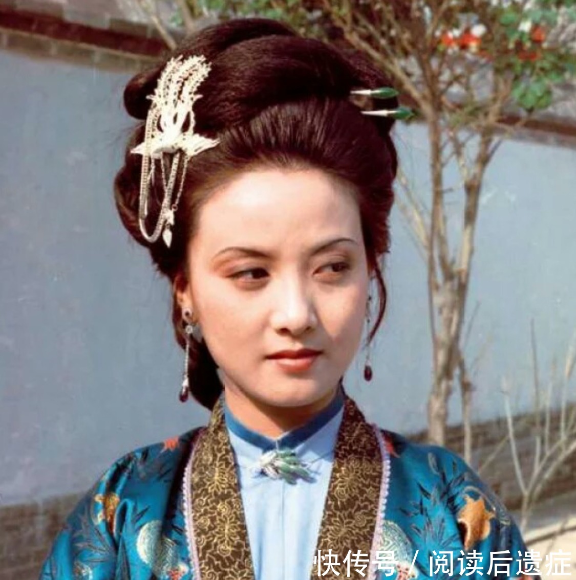 巴结|巴结王熙凤找工作,核心信息为何撒谎?王熙凤当真不知吗?