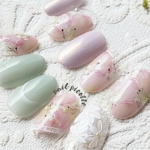 10款夏日淡彩美甲，收藏起来照着做吧