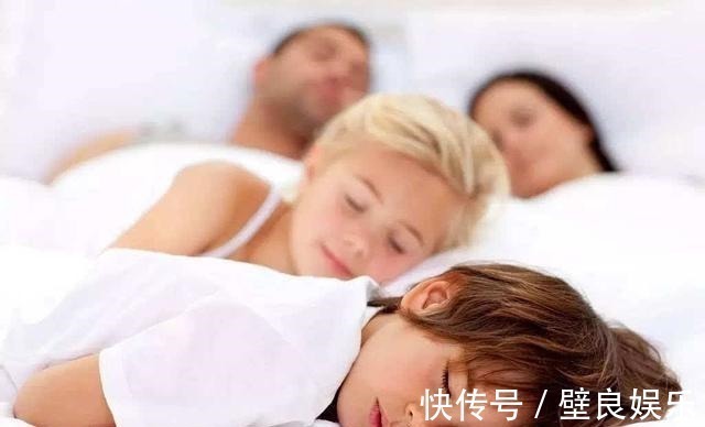 孩子|紧抓一天当中2个睡觉黄金期,孩子生病少智力高,还长高个
