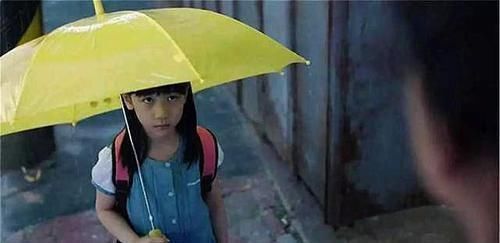 冷汗|女儿突然性格大变,妈妈看完画册出了一身冷汗,拿起电话直接报警