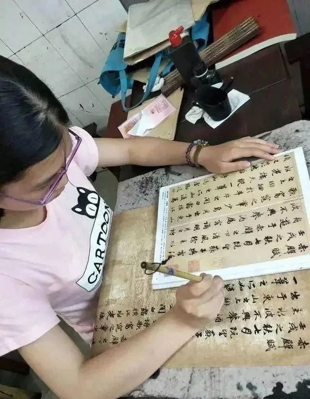 赤壁赋|16岁高一女生成为省书协会员，临《赤壁赋》神形兼备，以假乱真