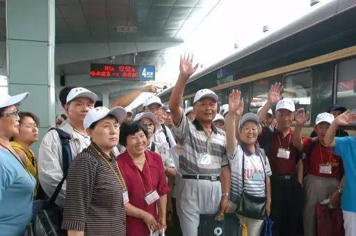 特征|人到老年,有这7个特征,说明你还很年轻,你有吗