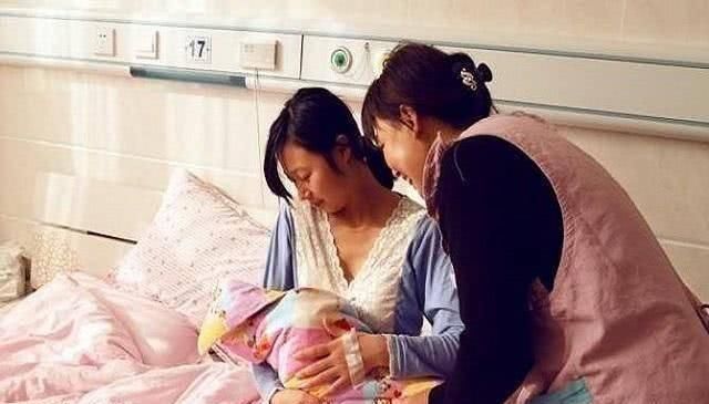 月子|“奶奶，天天来蹭饭不羞吗”，孙子的话让奶奶落泪，月子仇忘不了