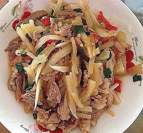 白萝卜|冬季吃牛羊肉,还不如多吃它,9毛一斤,常吃身体强壮,百吃不厌