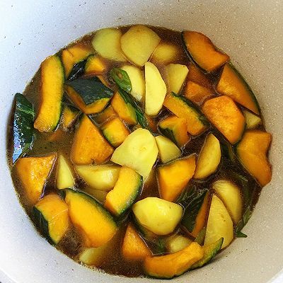 土豆焖南瓜|土豆焖南瓜