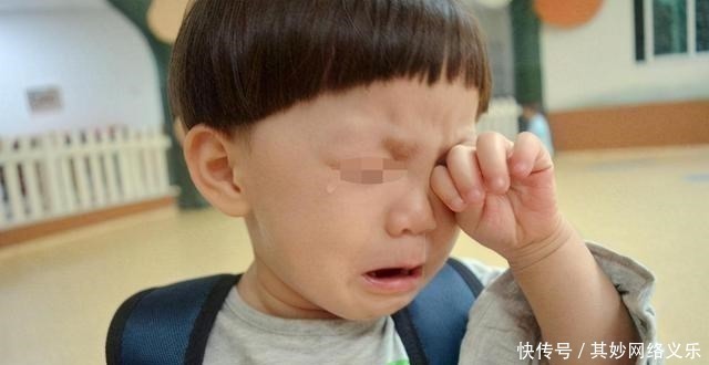 幼儿园|幼儿园宝宝“灵魂对话”火了,睡觉前疯狂抬扛,网友:三观不合啊