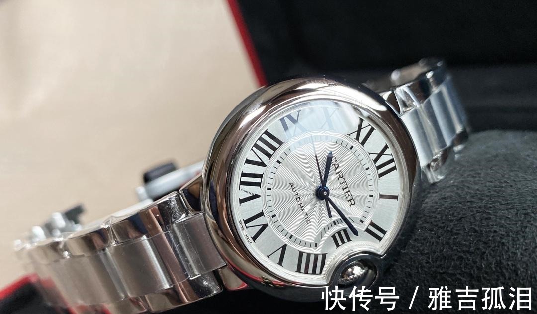 气球|三十岁男士寻寻觅觅，一眼钟情蓝气球，蓝气球的魅力在哪
