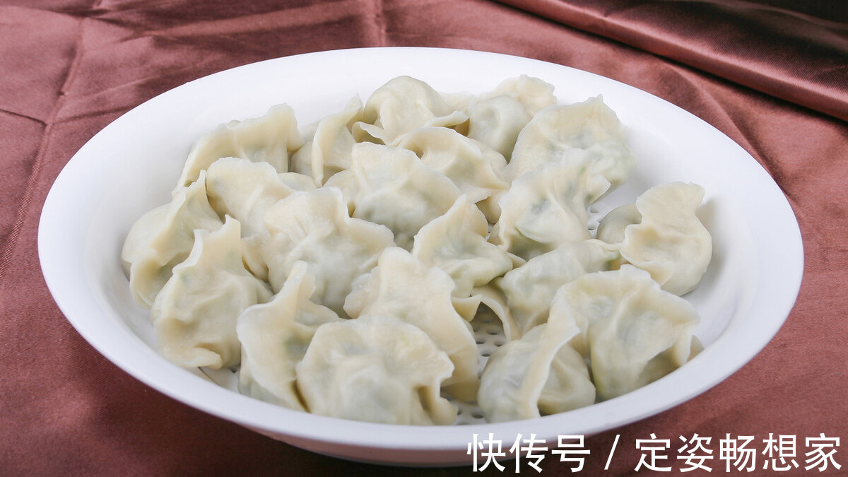 猪肉|做猪肉韭菜馅时,牢记3个技巧,韭菜不会出水,饺子汁水充足!