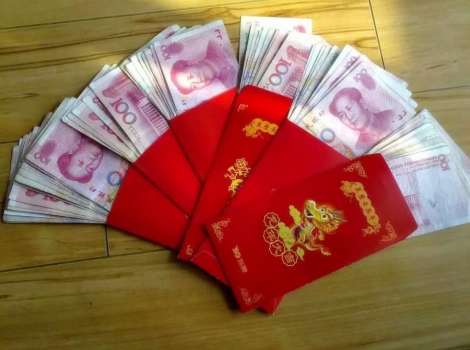  过年压岁钱是“年三十”给，还是“大年初一”给？有什么讲究吗？